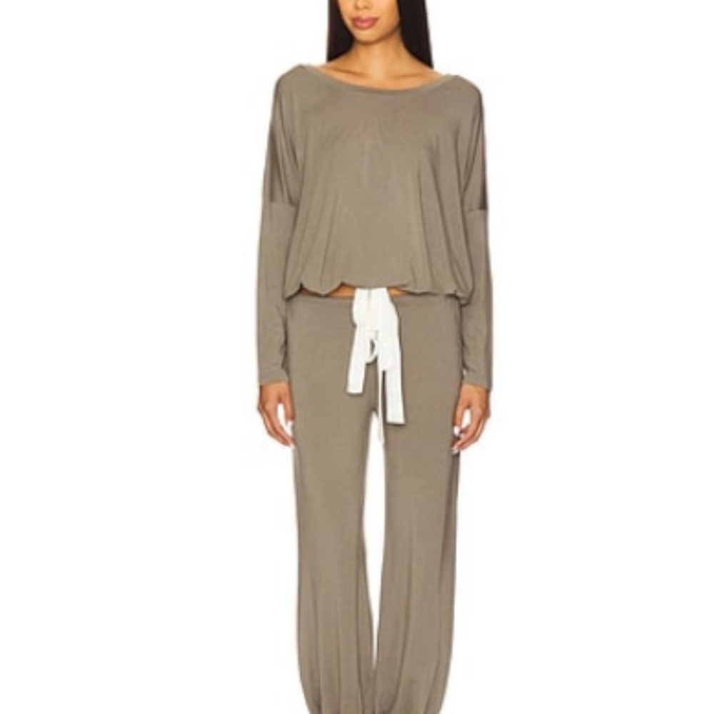 Eberjey Taupe Pajama Set with White Tie